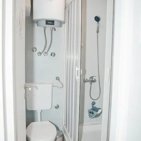 Studio Apartman Mateo Blace Buitenkant foto