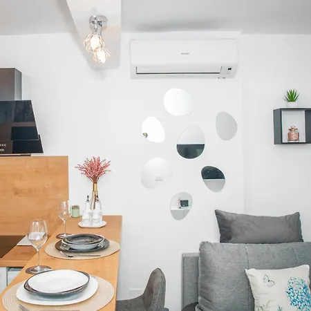 Studio Apartman Mateo Blace Buitenkant foto