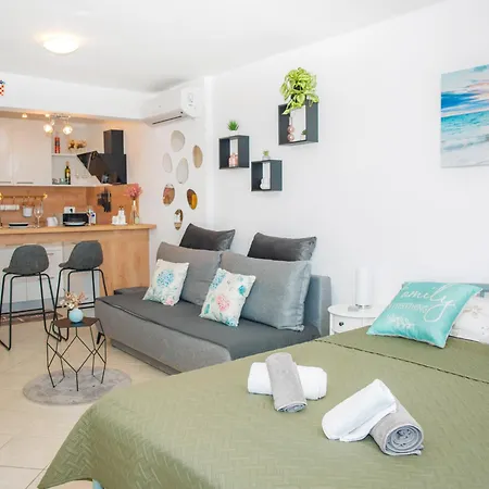 Studio Apartman Mateo Blace Buitenkant foto